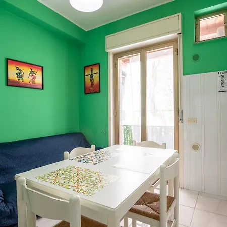 아파트 Appartamentino House Numero 119 피라이노